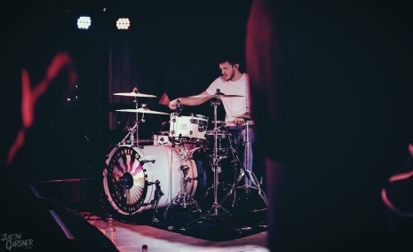 Grant playing live with Nightmares On Wax in Leeds